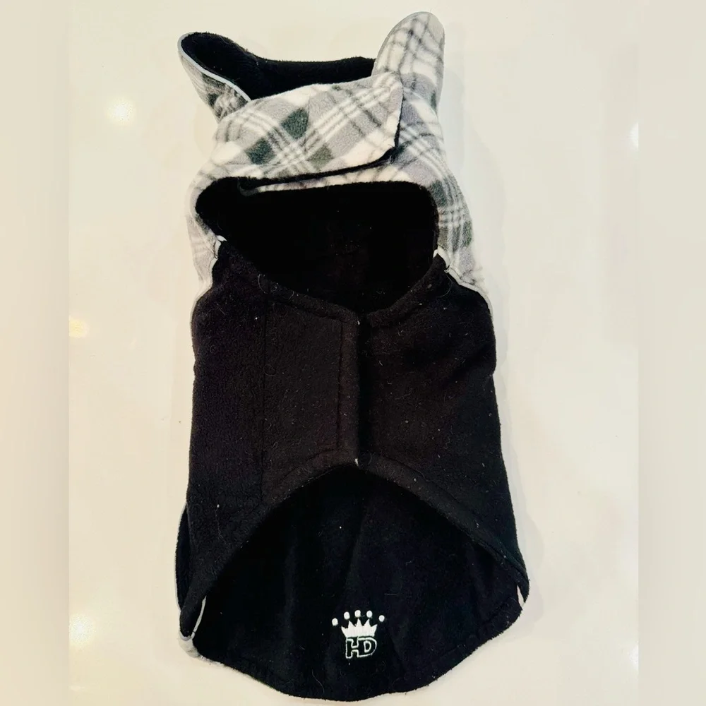 Fleece reversible dog jacket (black/white), size M